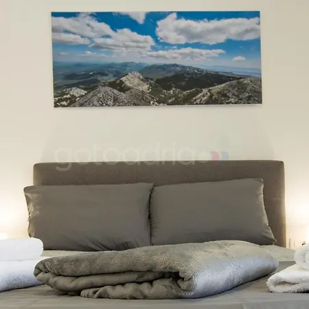 Luxury Sea View Vida Apartman *