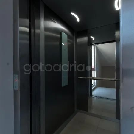 Luxury Sea View Vida מאקרסקה